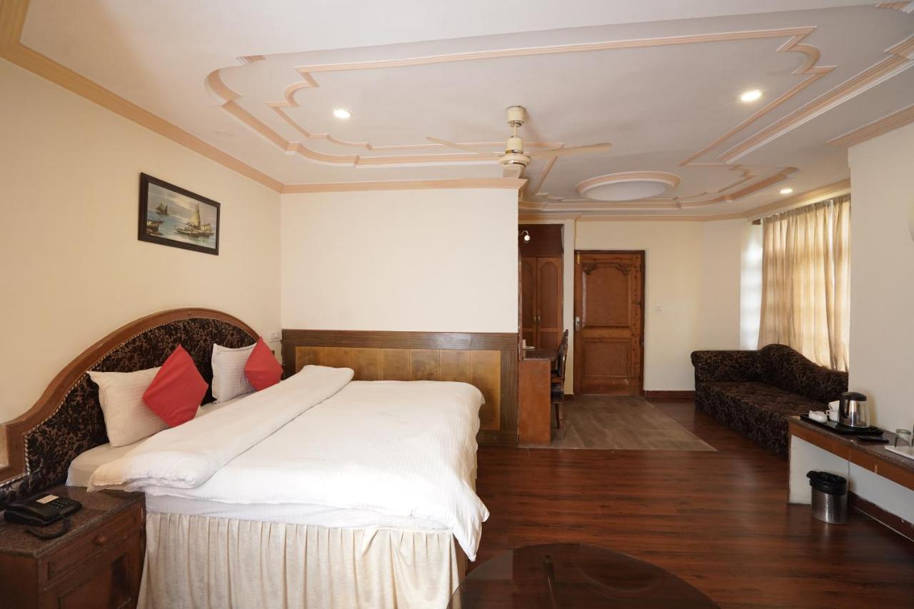 Royal Palace Resort Bhagsunag Dharamshala Exterior photo